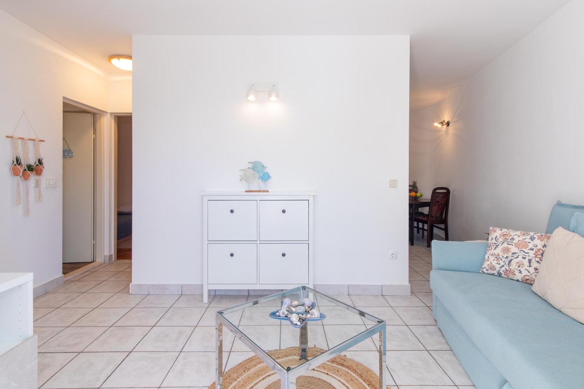 Apartment Laura Punat Exterior photo